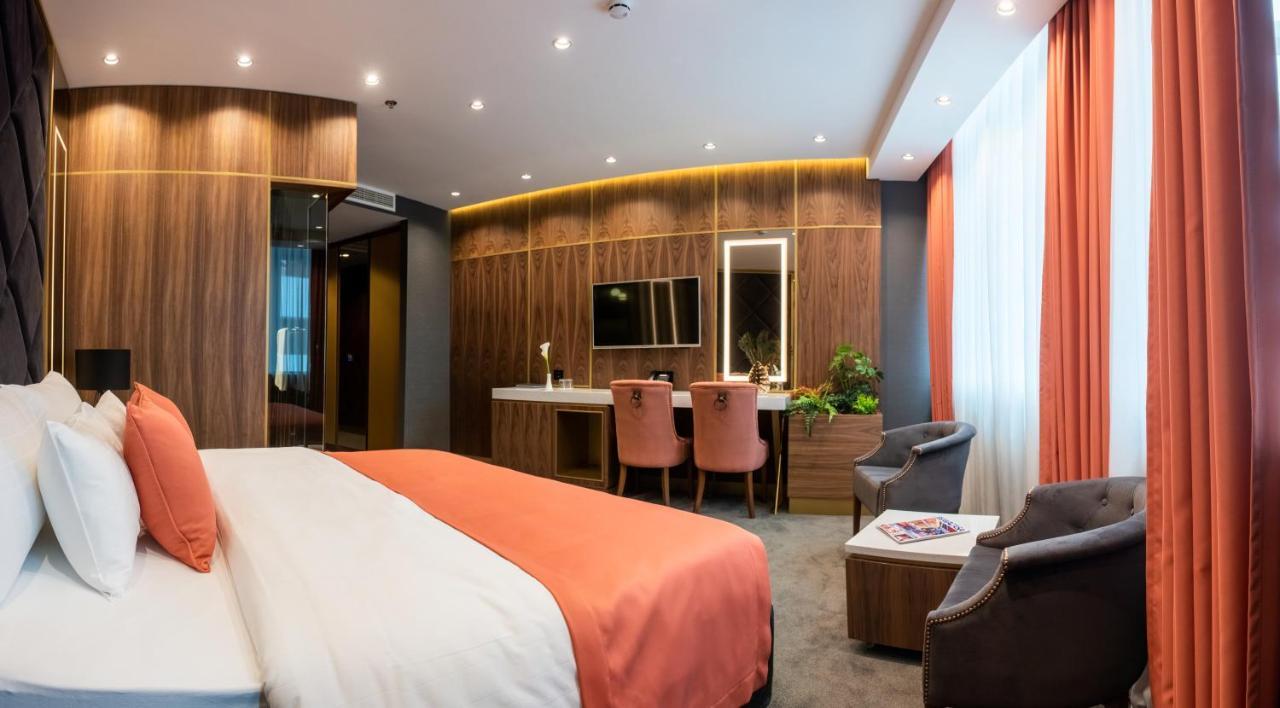 Hotel Pupin Нови Сад Екстериор снимка A room at the hotel