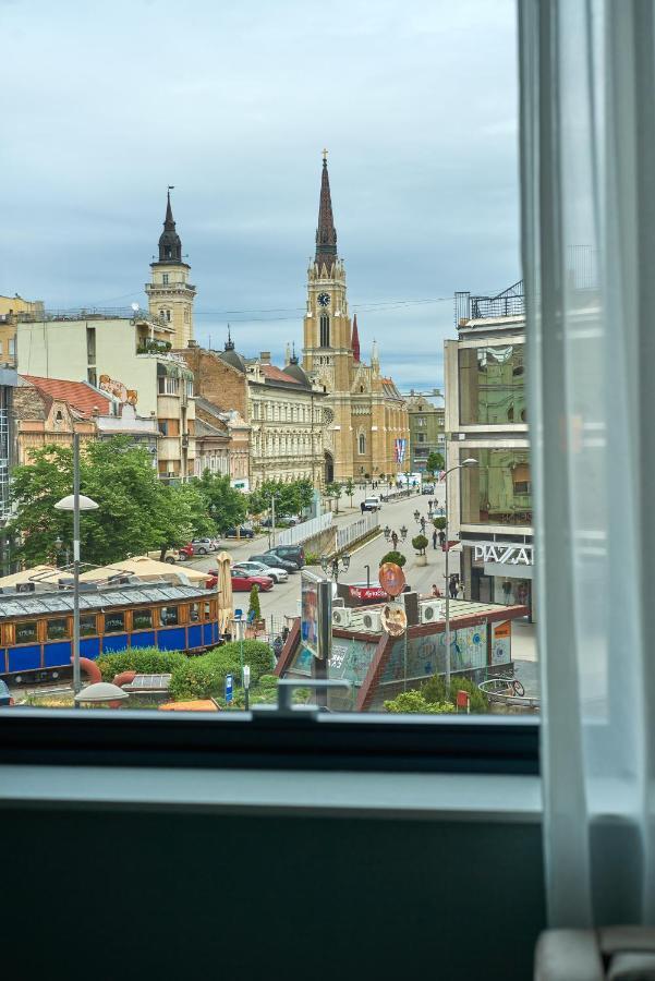 Hotel Pupin Нови Сад Екстериор снимка View of the Northern end of the square